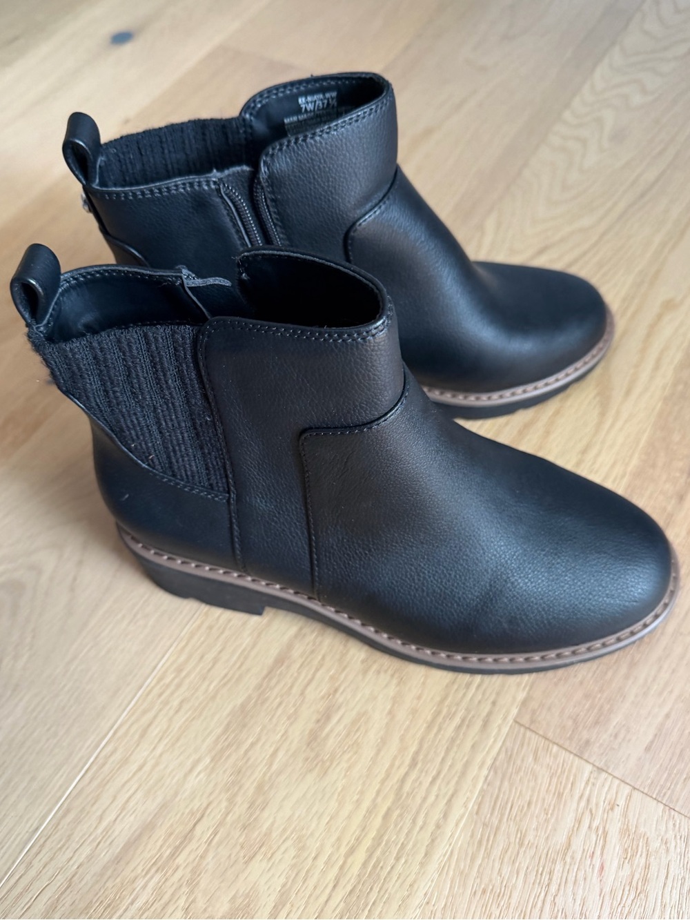NEW without box Kelly & Katie booties